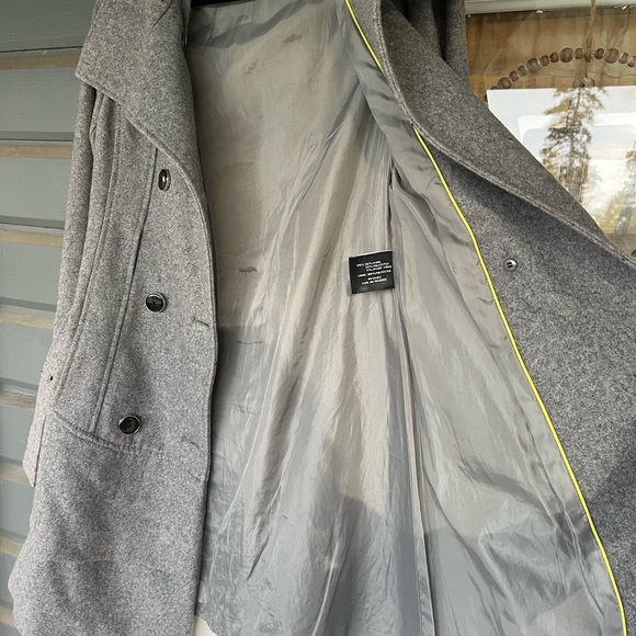 Beautiful black rivet wool blend dress coat fit and flare pea coat - Picture 5 of 6